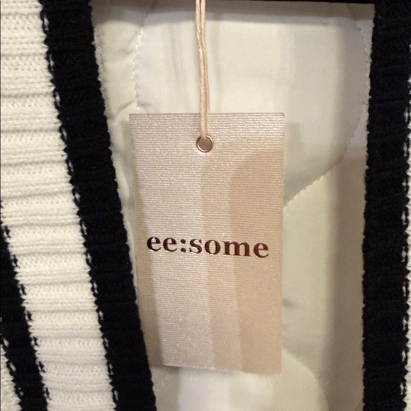 eesome White Quilted Open Cardigan Jacket with Black Trim - Picture 4 of 6